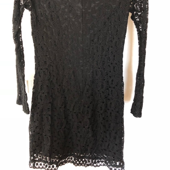 Dress - Picture 4 of 7